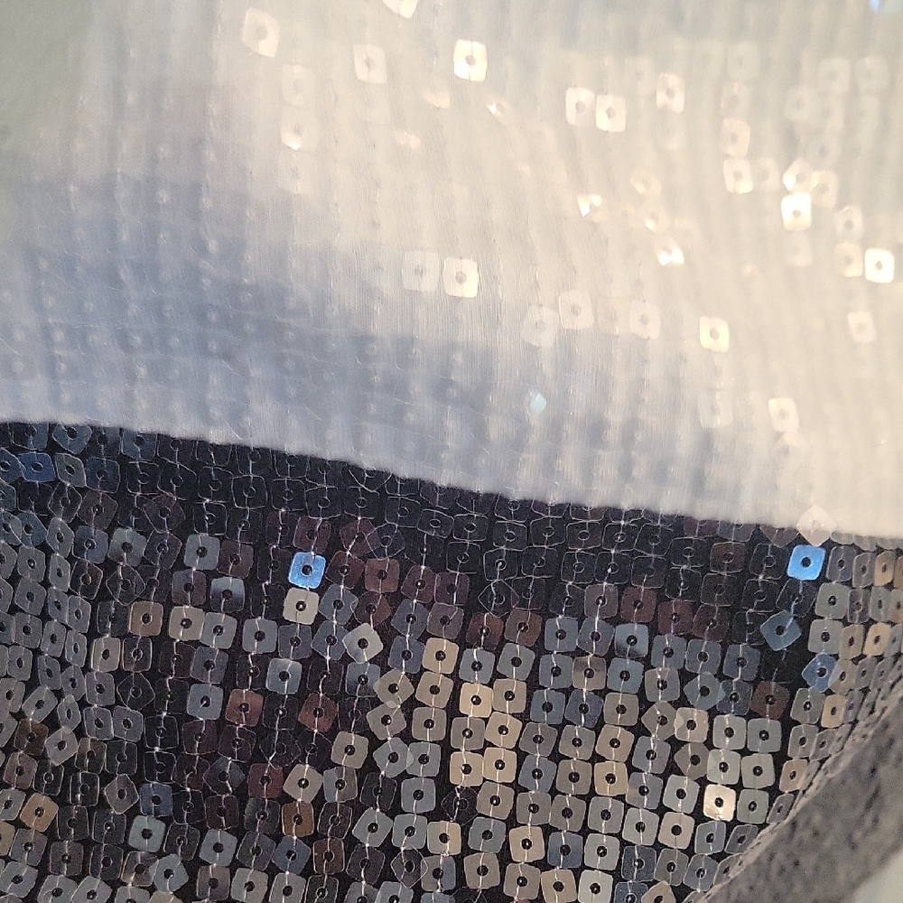 Dana Buchman White and Black Sequin Tank Top - Picture 2 of 7